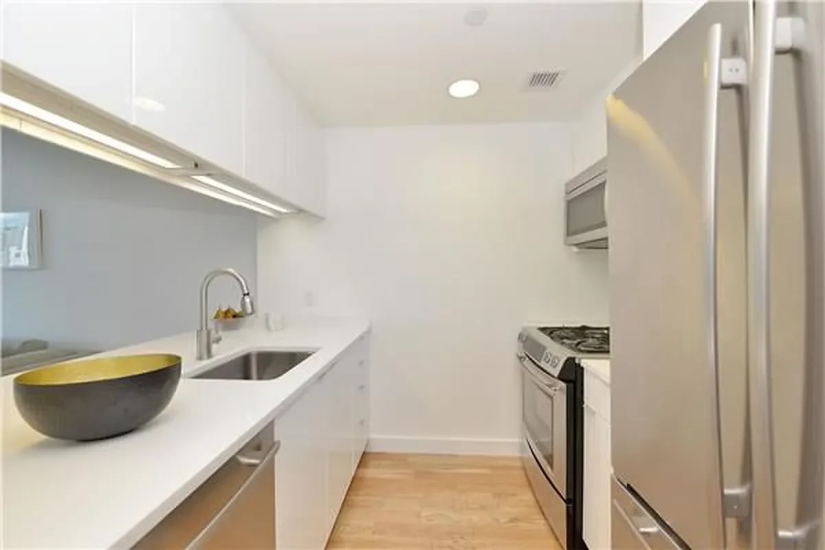 2 Sutton Place North Apt 23F
